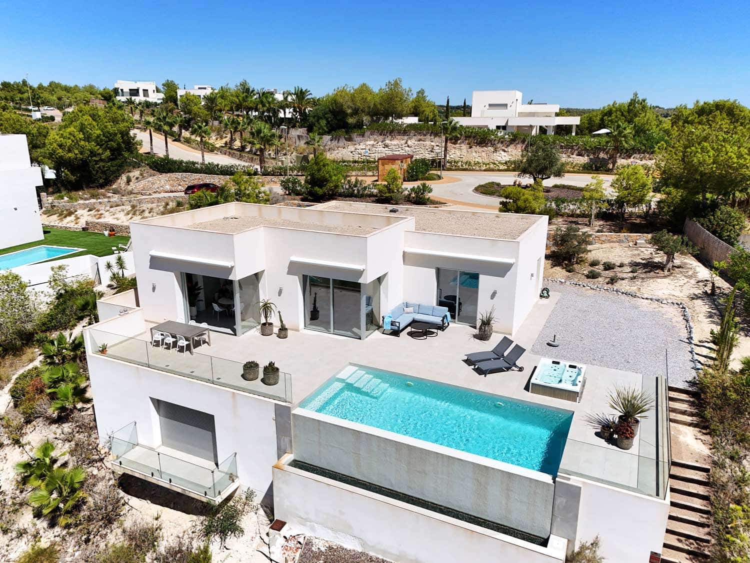 3 quarto Moradia para venda em Las Colinas Golf com piscina - 1 495 000 € (Ref: 8845395)