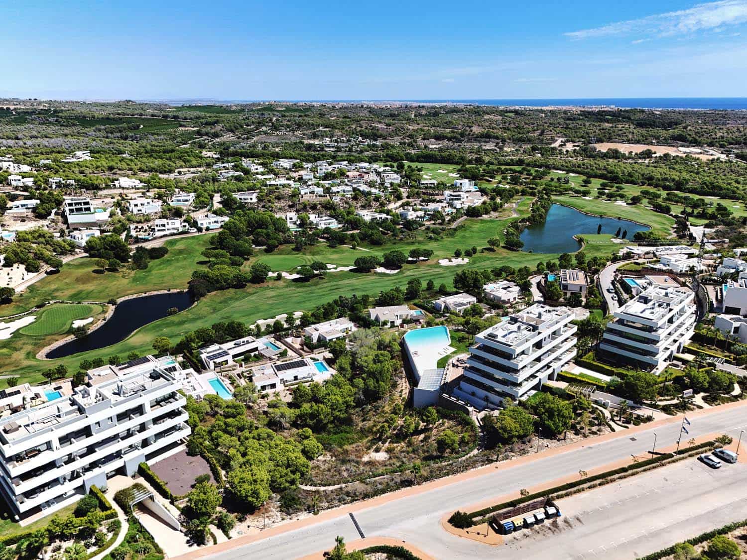 3 quarto Moradia para venda em Las Colinas Golf com piscina - 1 495 000 € (Ref: 8845395)