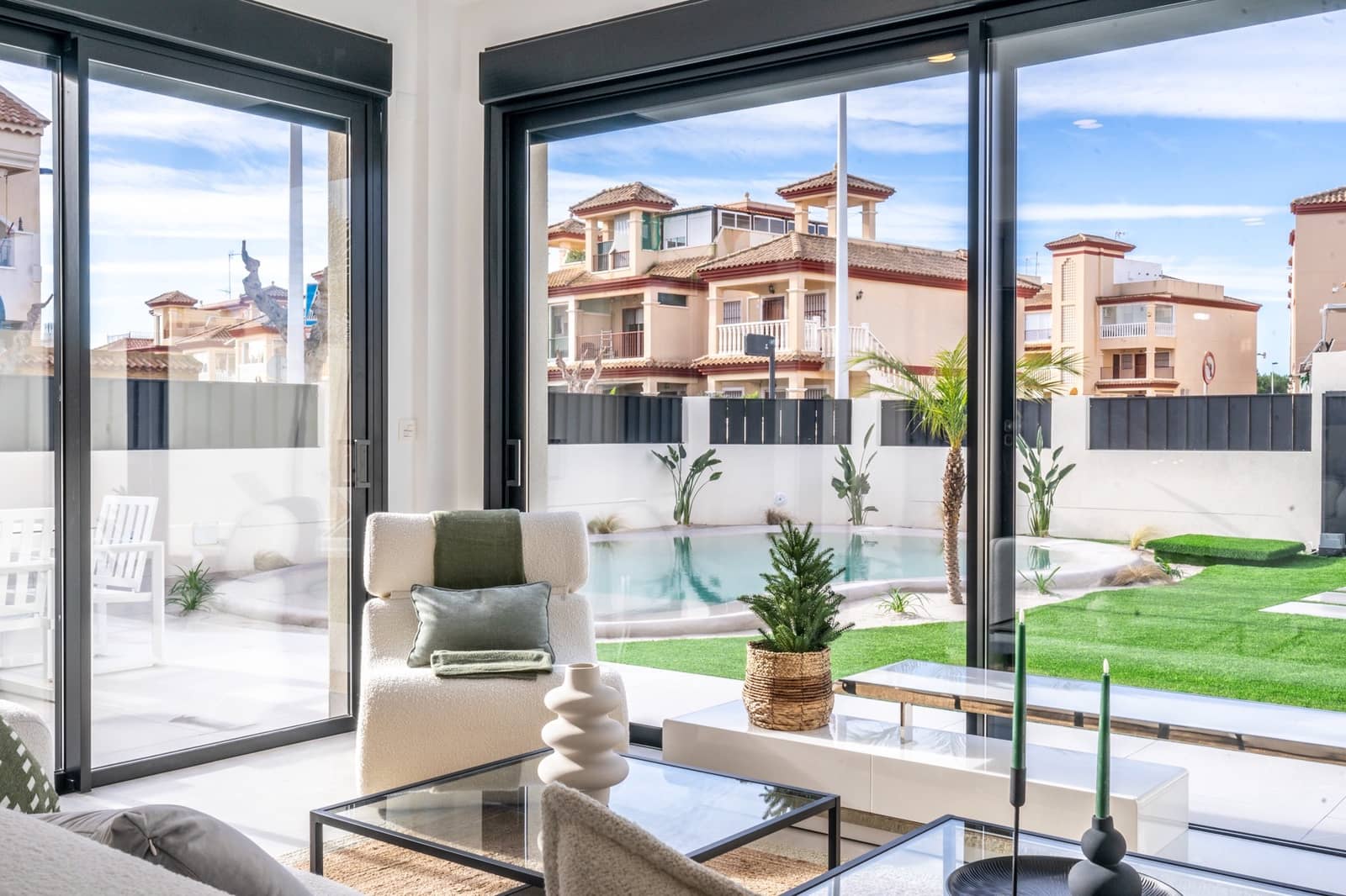 3 bedroom Villa for sale in Roldan with pool - € 395,950 (Ref: 8953493)