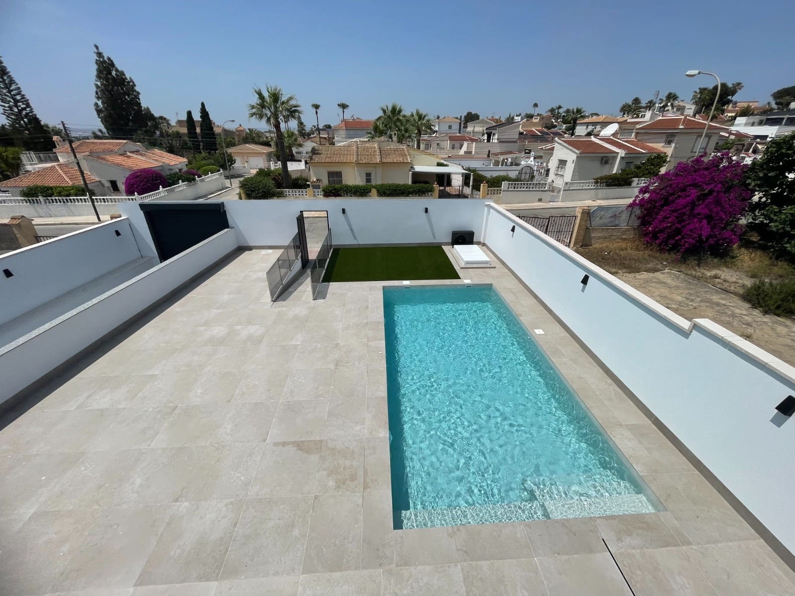 Chalet de 3 habitaciones en Ciudad Quesada en venta con piscina garaje - 799.900 € (Ref: 8953773)