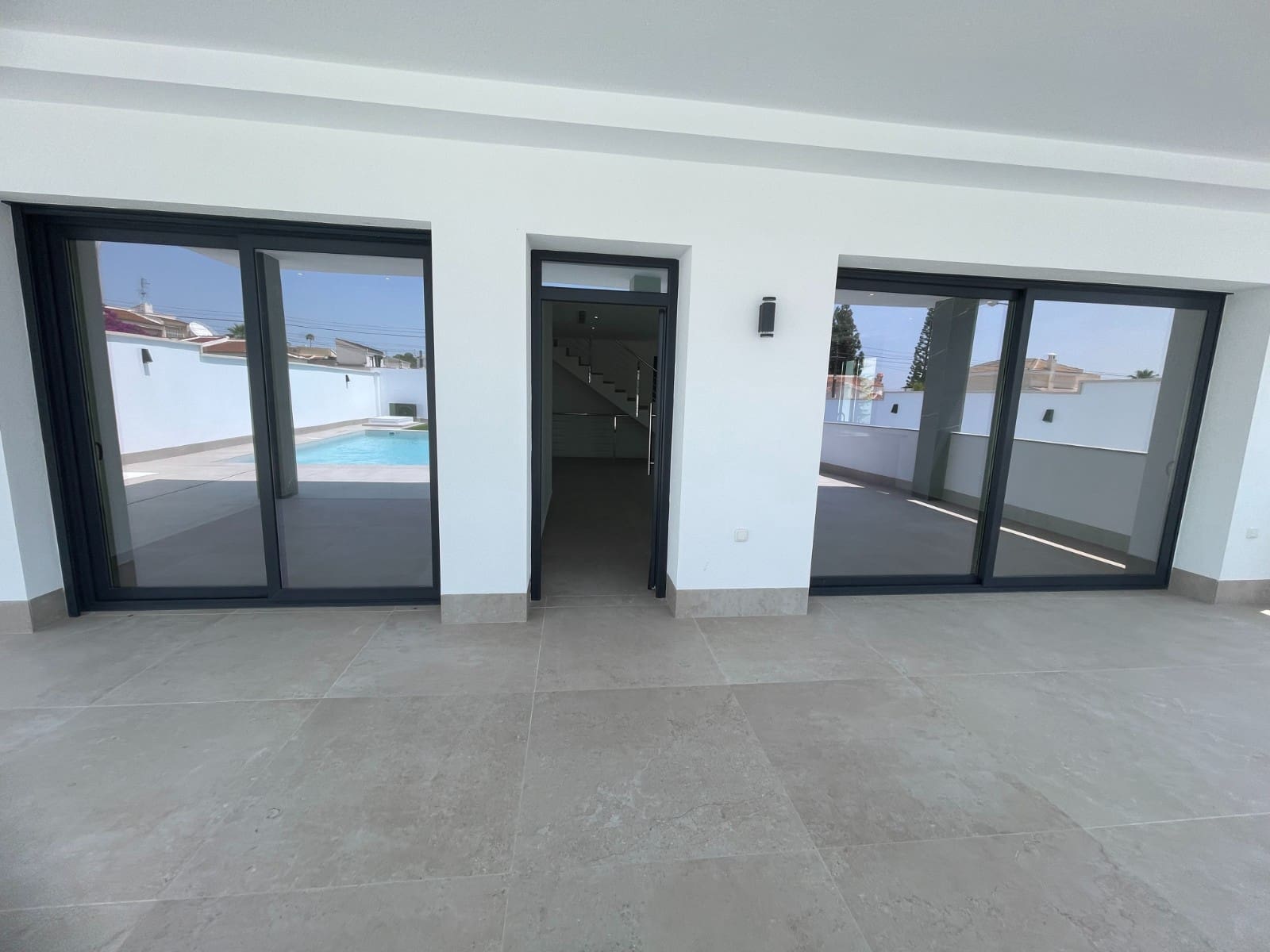 Chalet de 3 habitaciones en Ciudad Quesada en venta con piscina garaje - 799.900 € (Ref: 8953773)
