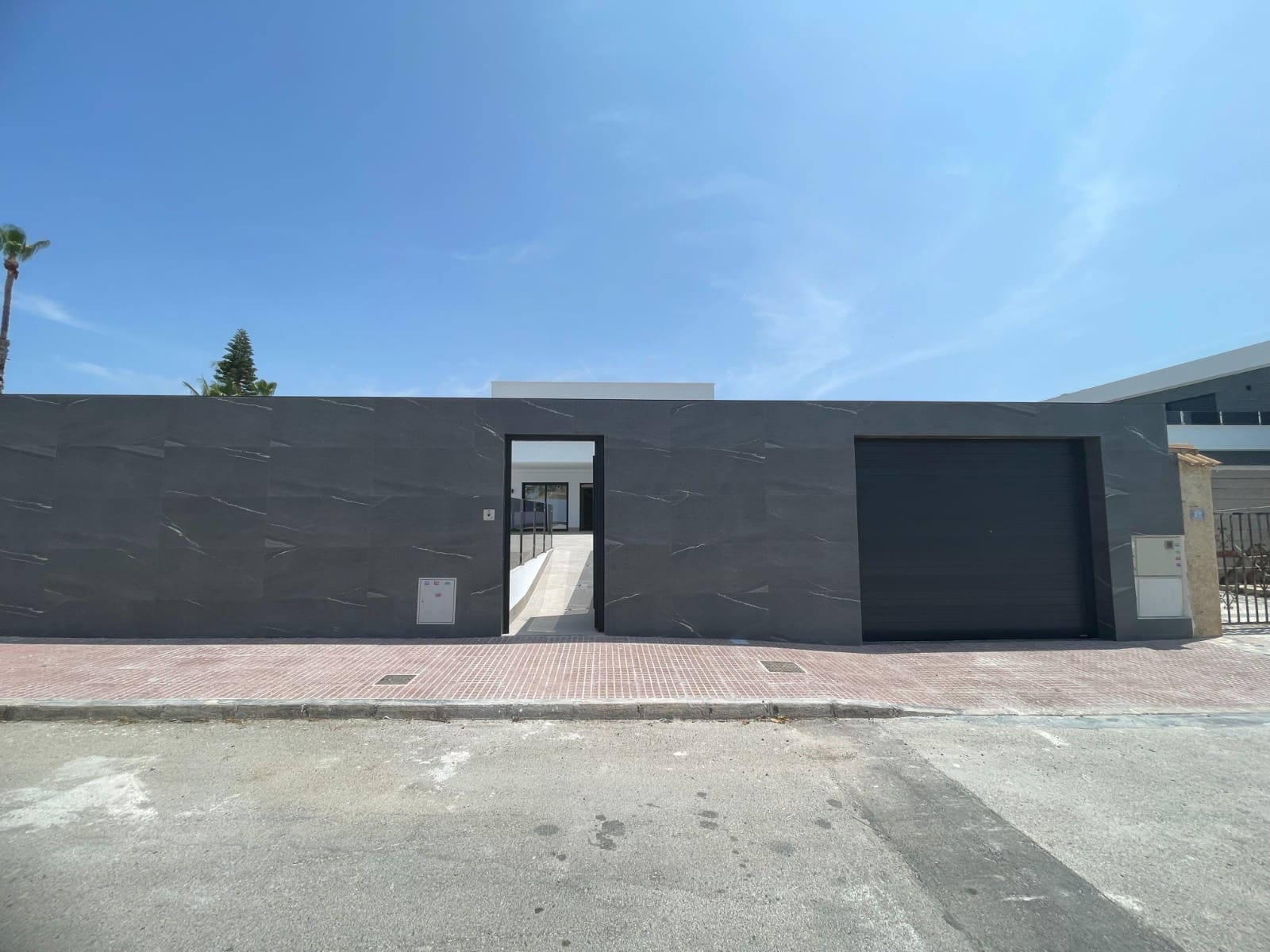 Chalet de 3 habitaciones en Ciudad Quesada en venta con piscina garaje - 799.900 € (Ref: 8953773)