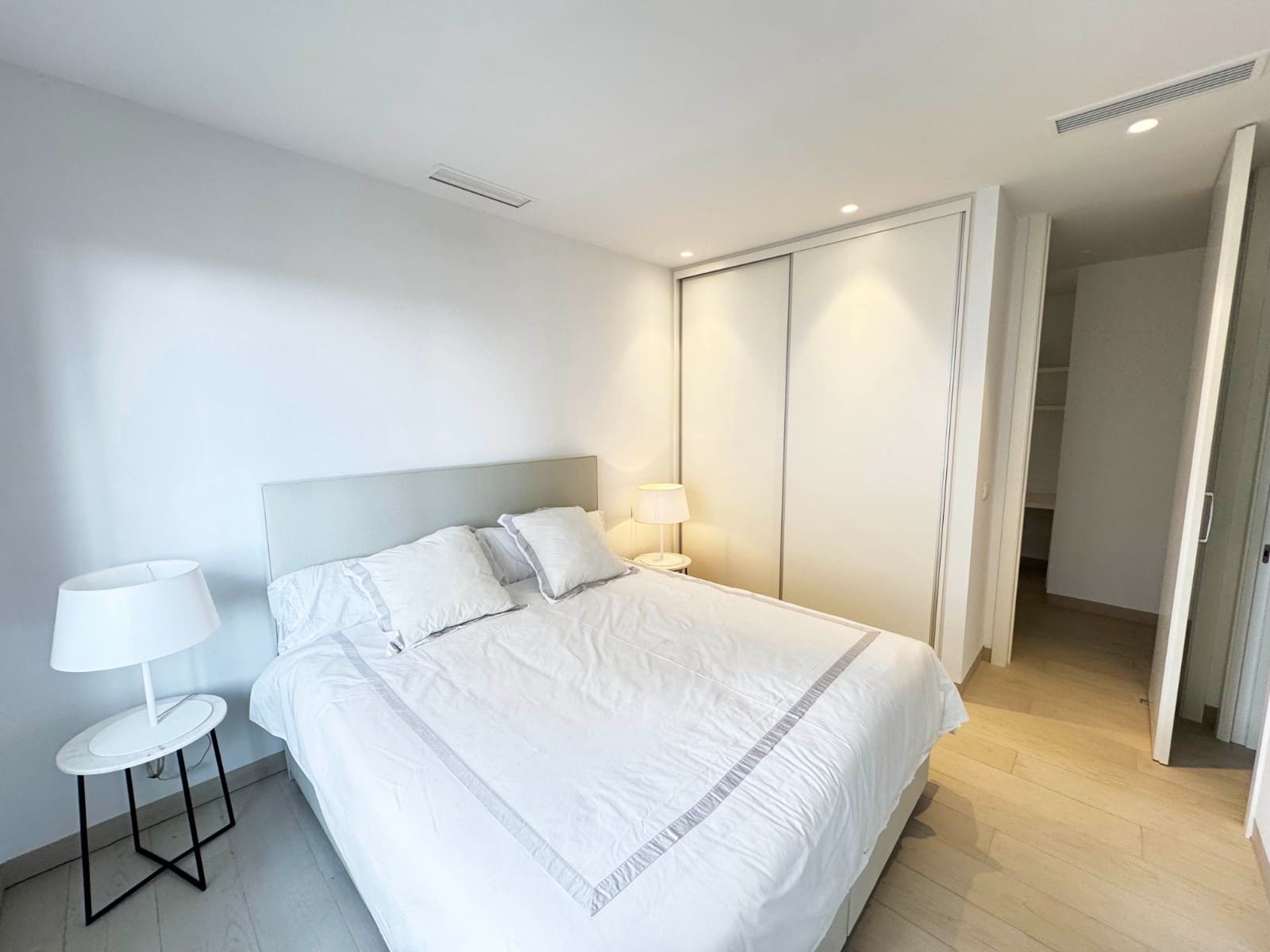 3 makuuhuone Huoneisto myytävänä paikassa Las Colinas Golf mukana uima-altaan - 425 000 € (Ref: 8975882)