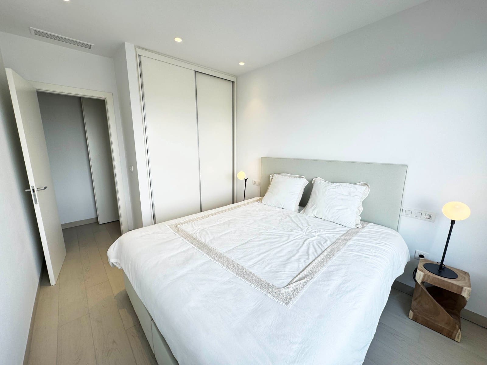 3 makuuhuone Huoneisto myytävänä paikassa Las Colinas Golf mukana uima-altaan - 425 000 € (Ref: 8975882)