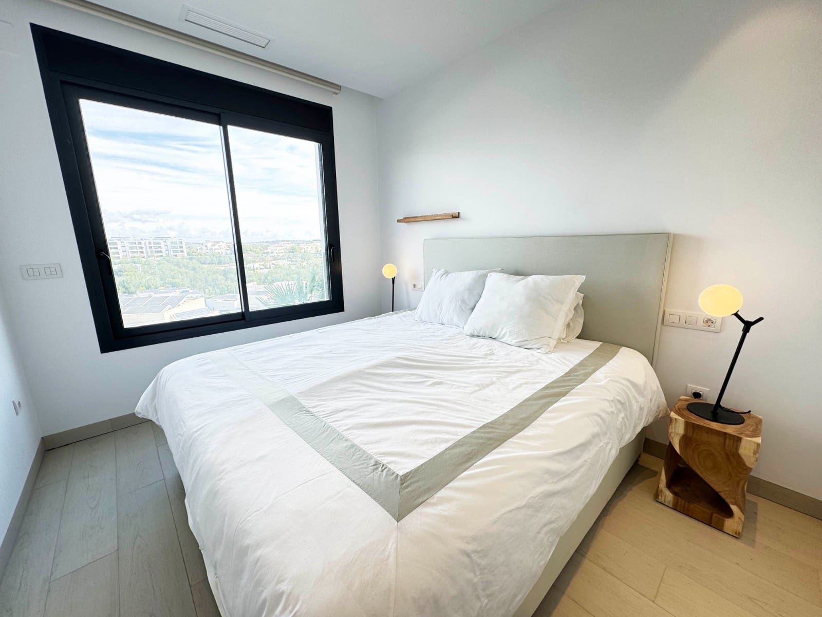 3 makuuhuone Huoneisto myytävänä paikassa Las Colinas Golf mukana uima-altaan - 425 000 € (Ref: 8975882)