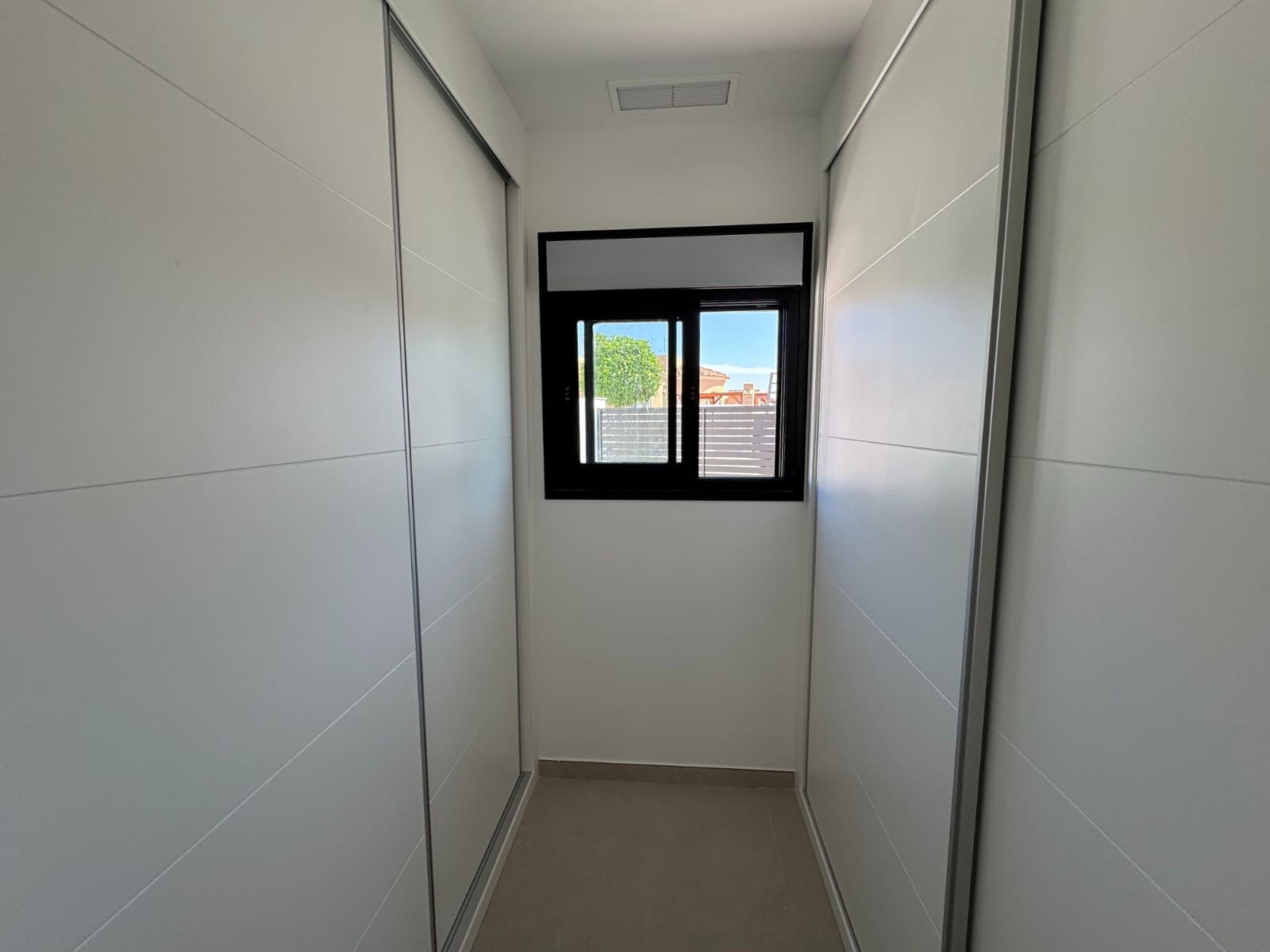 3 bedroom Villa for sale in San Fulgencio with pool - € 677,000 (Ref: 9006678)