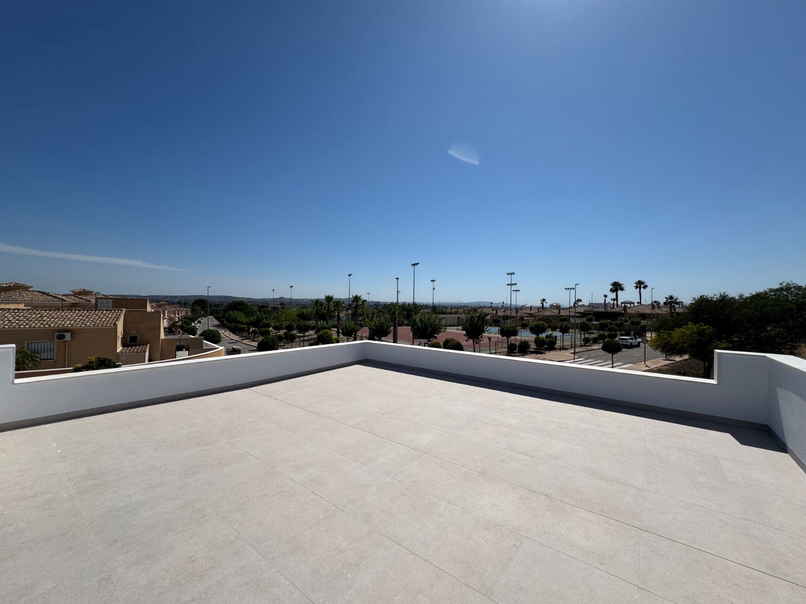 3 bedroom Villa for sale in San Fulgencio with pool - € 677,000 (Ref: 9006678)