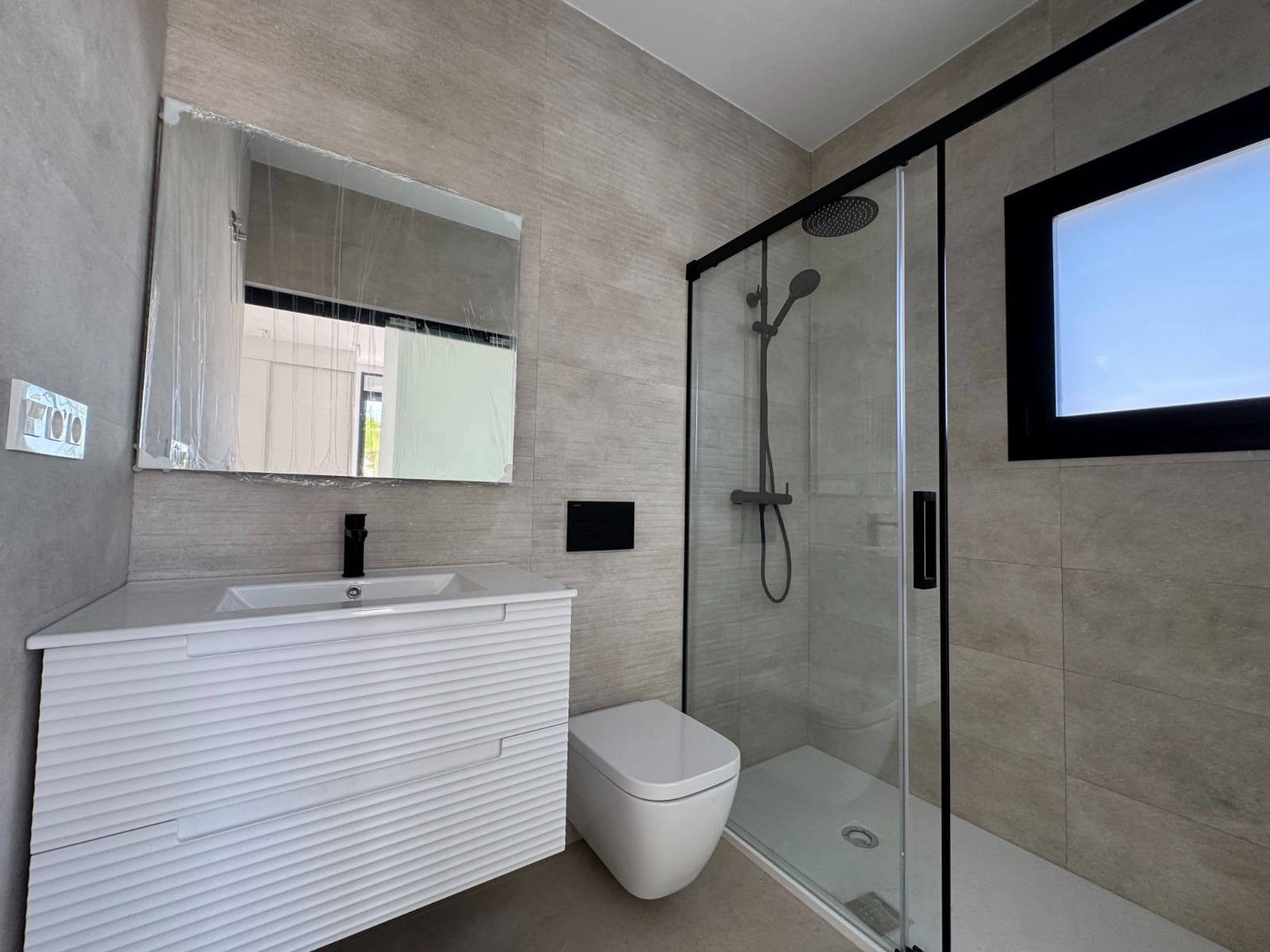 3 bedroom Villa for sale in San Fulgencio with pool - € 677,000 (Ref: 9006678)