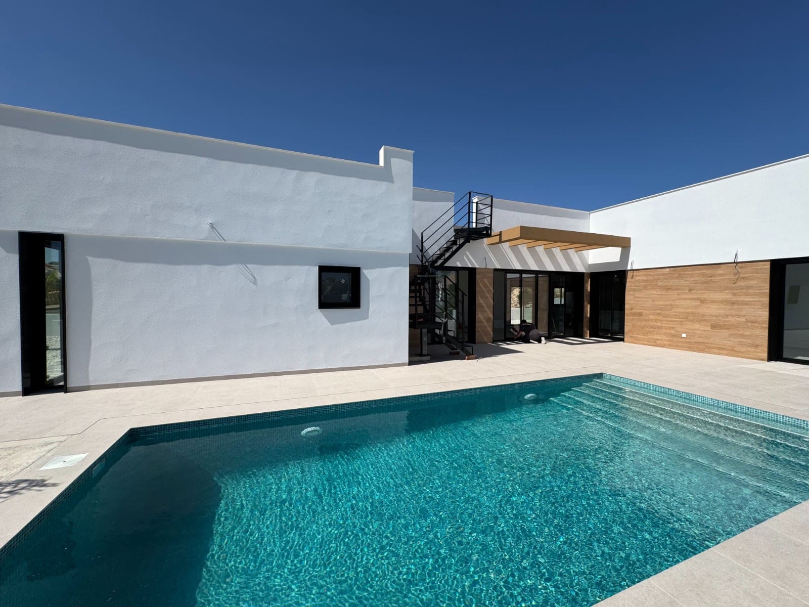 3 bedroom Villa for sale in San Fulgencio with pool - € 677,000 (Ref: 9006678)