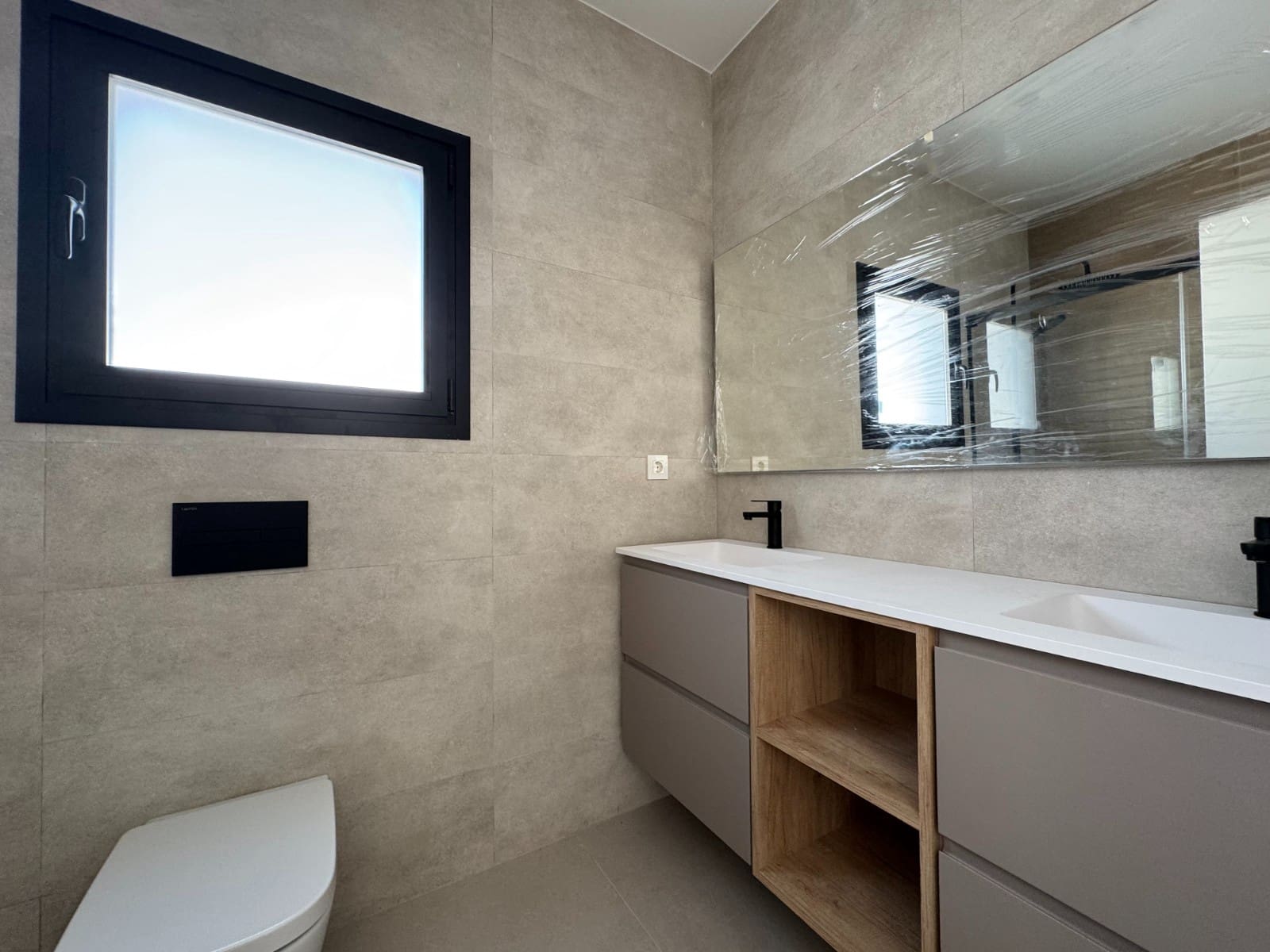 3 bedroom Villa for sale in San Fulgencio with pool - € 677,000 (Ref: 9006678)