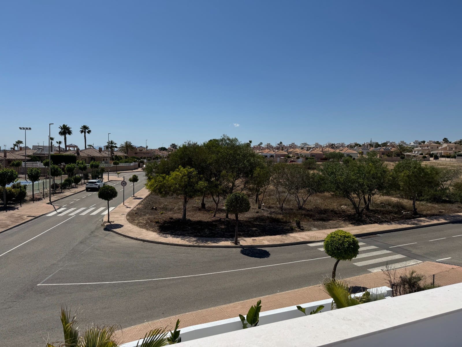 3 bedroom Villa for sale in San Fulgencio with pool - € 677,000 (Ref: 9006678)