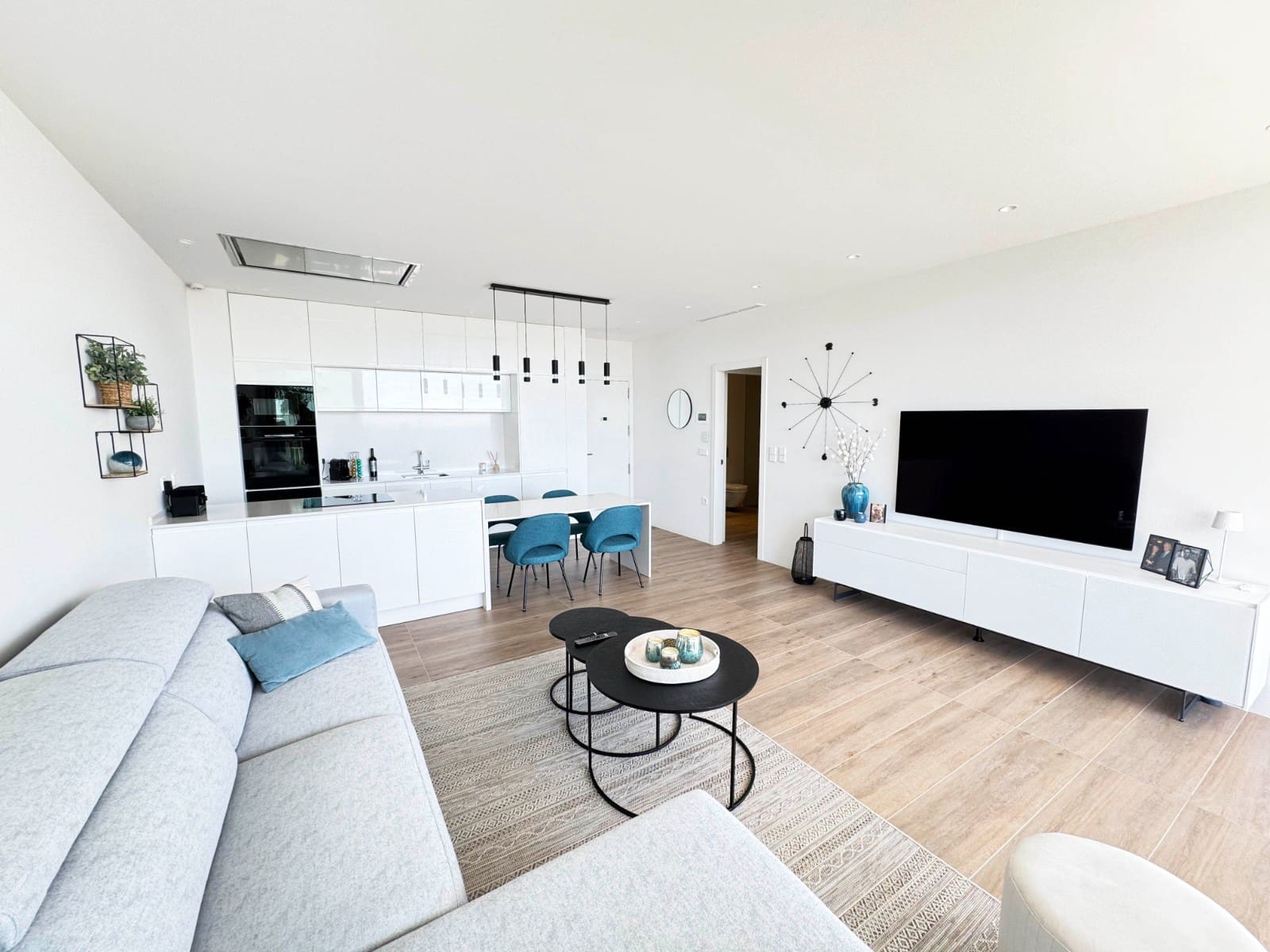 2 slaapkamer Appartement te koop in Las Colinas Golf met zwembad - € 455.000 (Ref: 9018188)