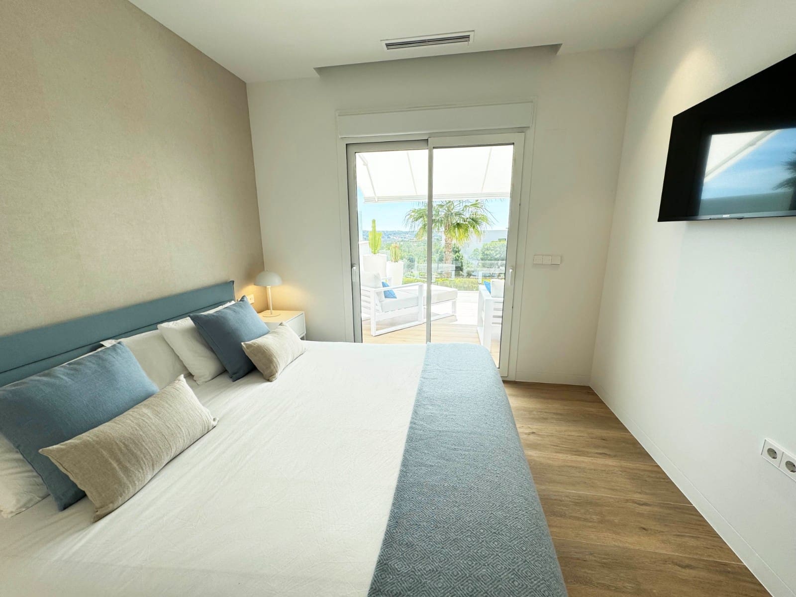 2 slaapkamer Appartement te koop in Las Colinas Golf met zwembad - € 455.000 (Ref: 9018188)