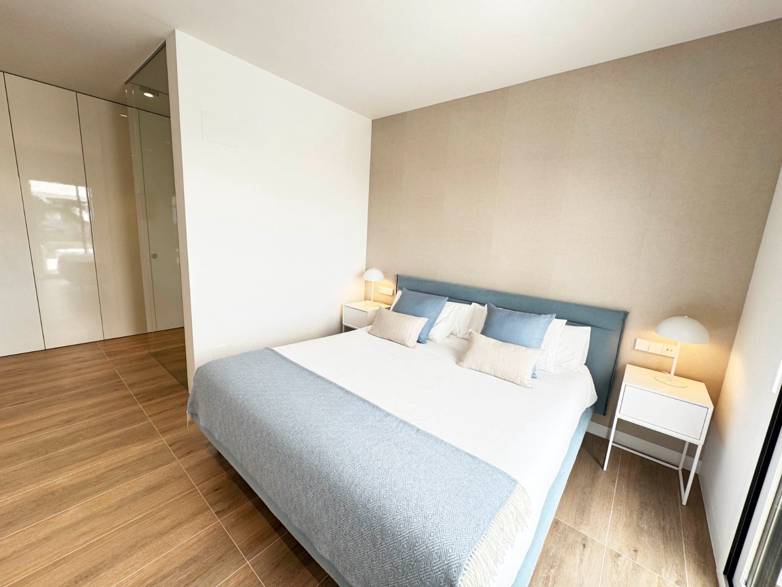 2 slaapkamer Appartement te koop in Las Colinas Golf met zwembad - € 455.000 (Ref: 9018188)