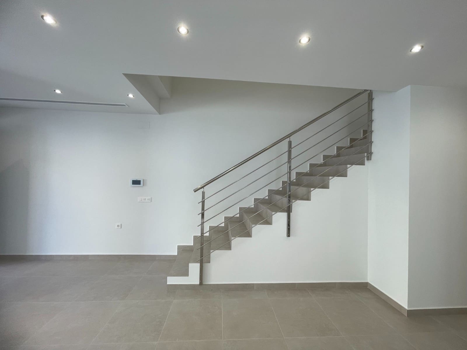 3 soveværelse Villa til salg i Heredades med swimmingpool - € 359.900 (Ref: 9025577)