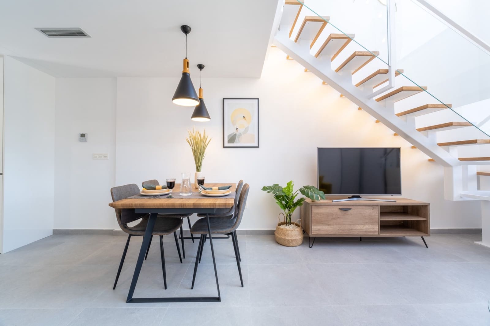 3 soverom Hus til salgs i Villamartin med svømmebasseng garasje - € 310 000 (Ref: 9050421)