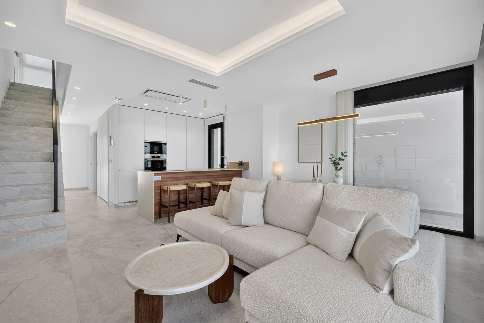 3 Zimmer Villa zu verkaufen in Torrevieja mit Pool Garage - 550.000 € (Ref: 9058338)