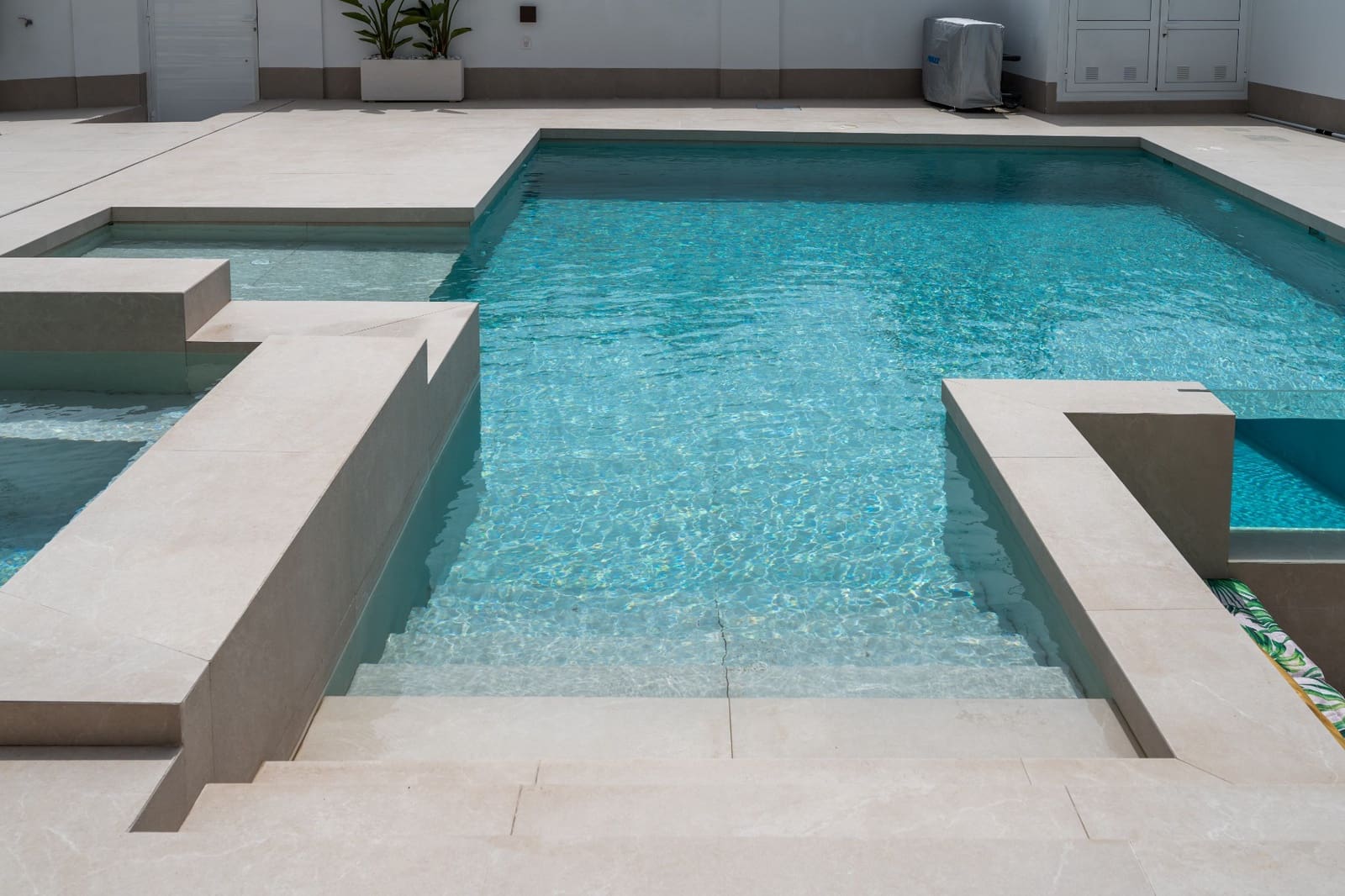 4 soveværelse Villa til salg i Campoamor med swimmingpool garage - € 1.350.000 (Ref: 9074545)