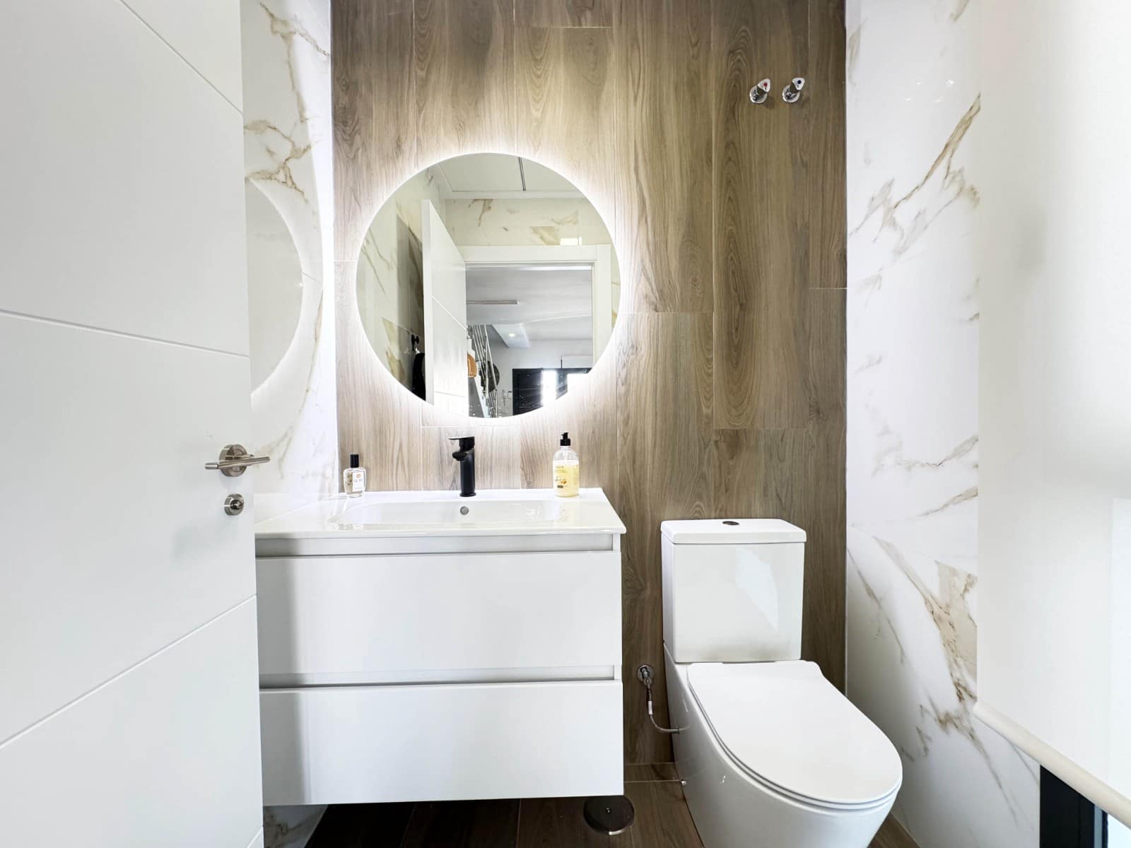 2 sypialnia Willa na sprzedaż w Los Montesinos z basenem - 365 000 € (Ref: 9097593)