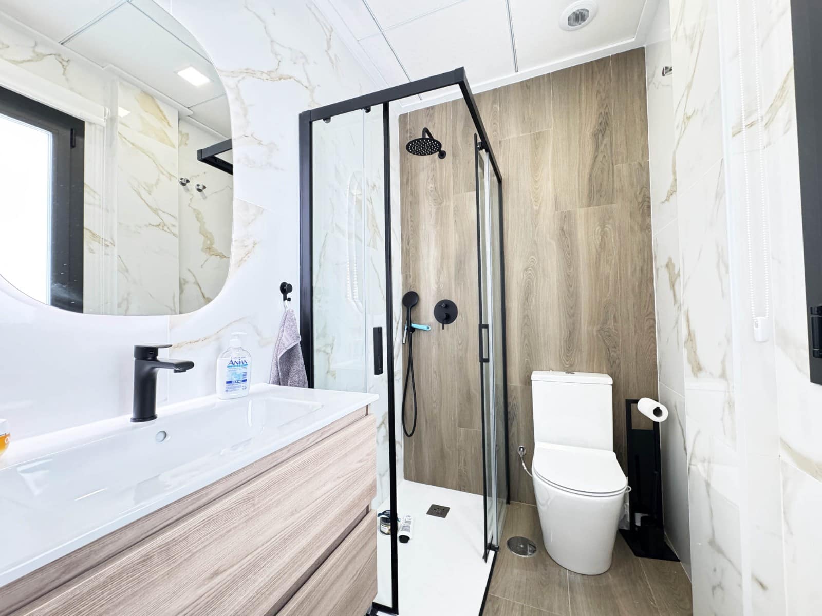 2 sypialnia Willa na sprzedaż w Los Montesinos z basenem - 365 000 € (Ref: 9097593)