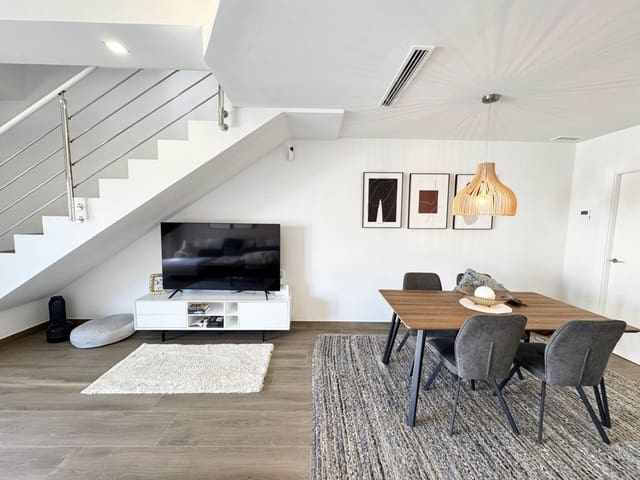 2 sypialnia Willa na sprzedaż w Los Montesinos z basenem - 365 000 € (Ref: 9097593)