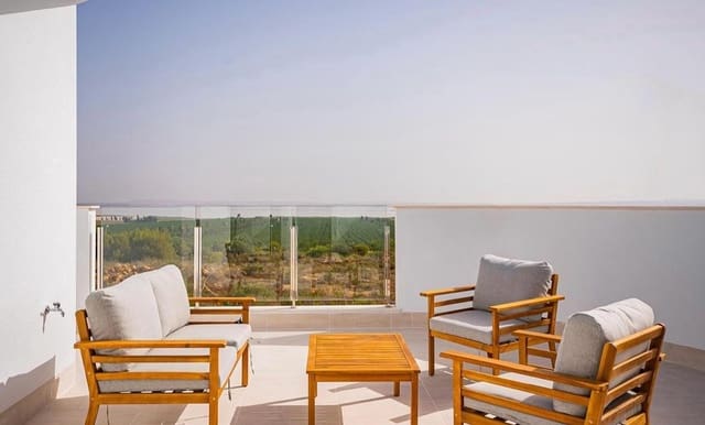 3 quarto Moradia para arrendamento para férias em Los Balcones com piscina - 2 100 € (Ref: 9278720)