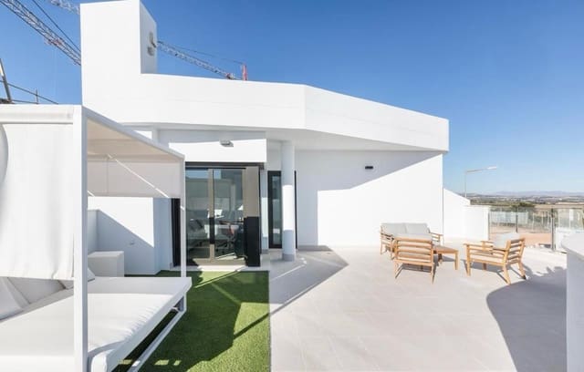 3 quarto Moradia para arrendamento para férias em Los Balcones com piscina - 2 100 € (Ref: 9278720)