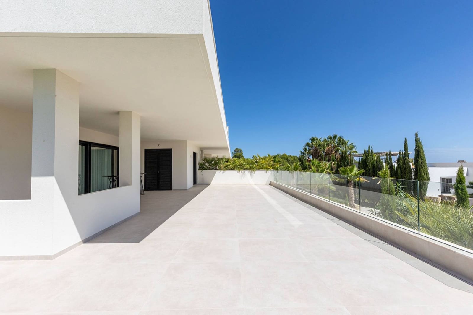 3 slaapkamer Appartement te koop in Las Colinas Golf met zwembad - € 1.085.000 (Ref: 9326106)