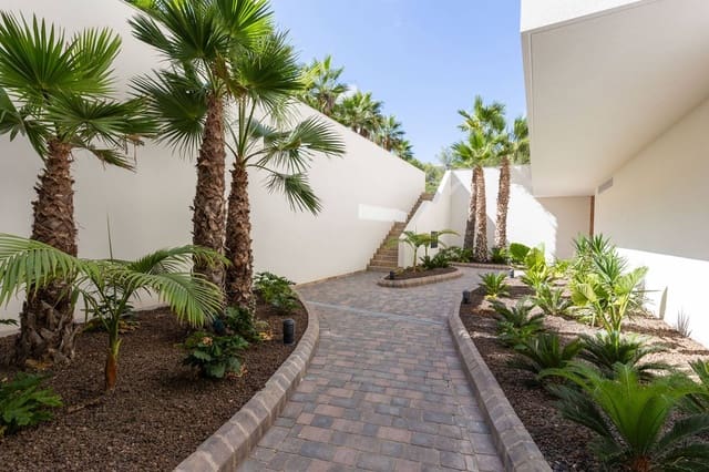 3 slaapkamer Appartement te koop in Las Colinas Golf, Orihuela met zwembad - € 1.085.000 (Ref: 9326106)