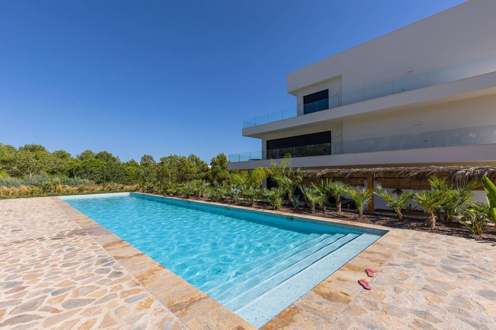 3 slaapkamer Appartement te koop in Las Colinas Golf met zwembad - € 1.085.000 (Ref: 9326106)