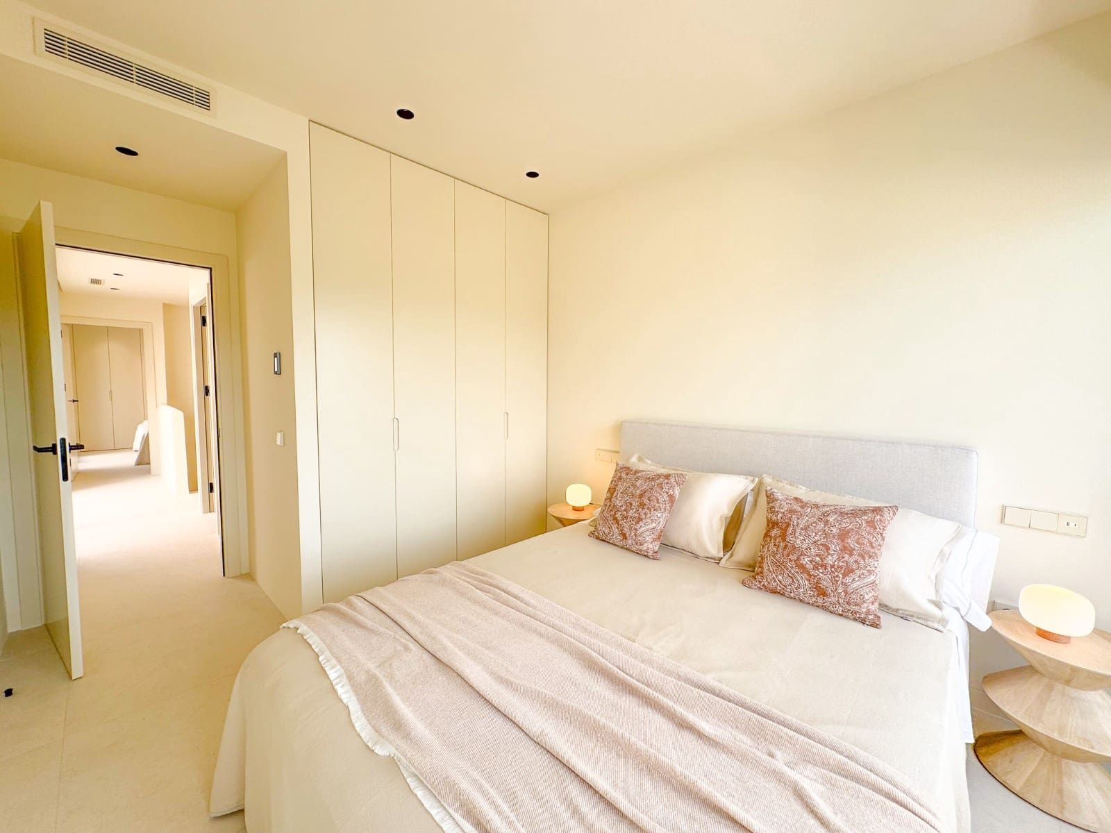 3 bedroom Villa for sale in Las Colinas Golf with pool - € 750,000 (Ref: 9375036)