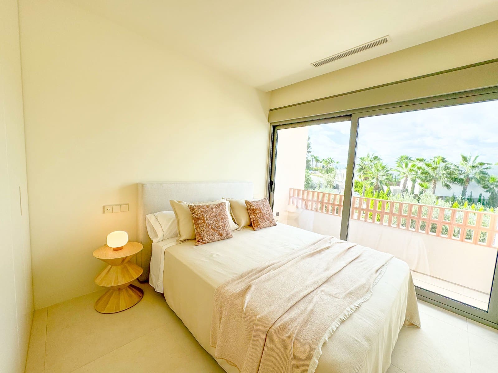 3 bedroom Villa for sale in Las Colinas Golf with pool - € 750,000 (Ref: 9375036)