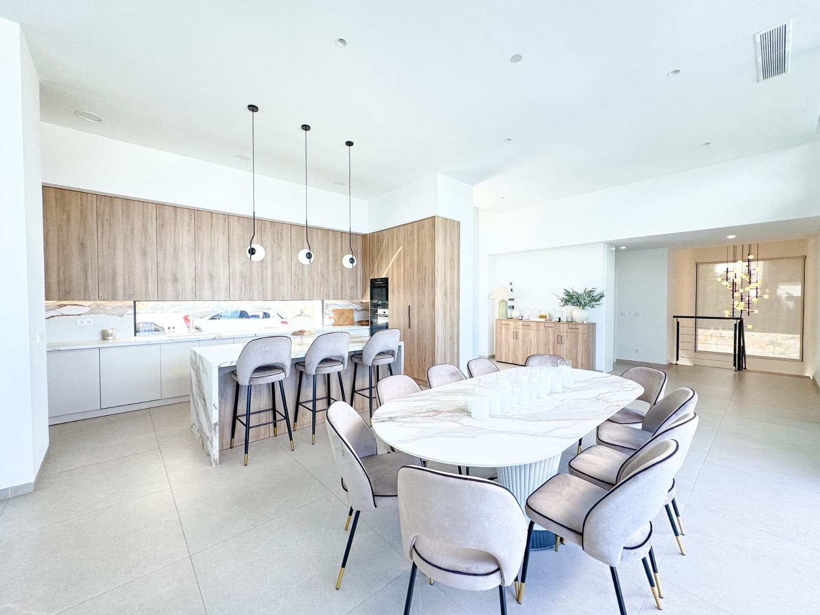 5 quarto Moradia para venda em Las Colinas Golf com piscina - 2 500 000 € (Ref: 9393273)