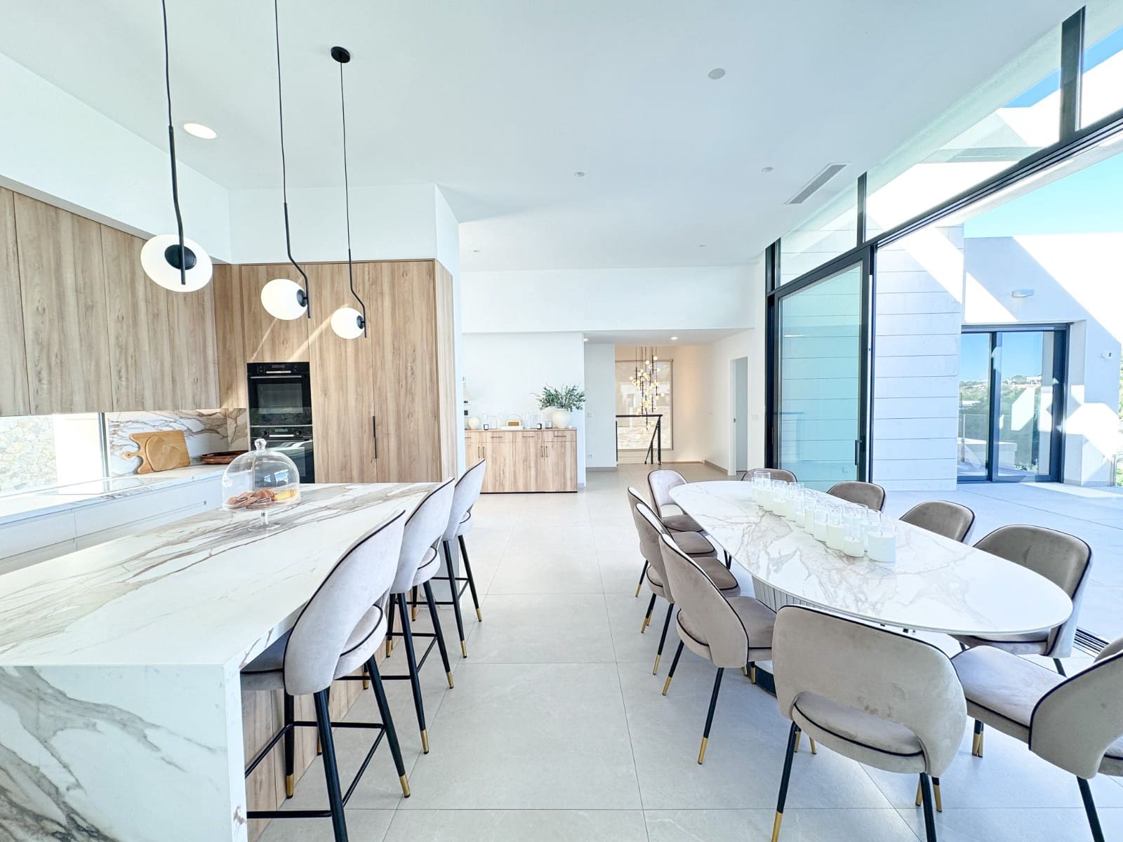 5 quarto Moradia para venda em Las Colinas Golf com piscina - 2 500 000 € (Ref: 9393273)