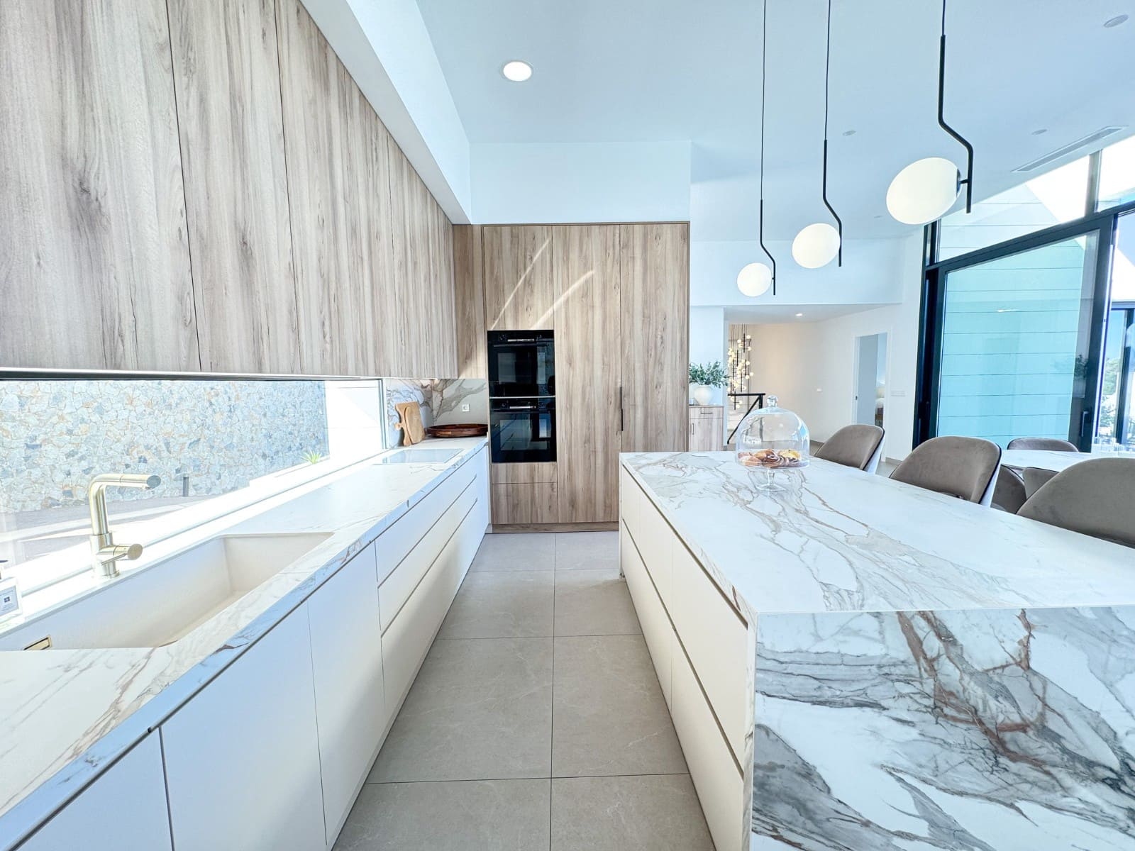 5 quarto Moradia para venda em Las Colinas Golf com piscina - 2 500 000 € (Ref: 9393273)