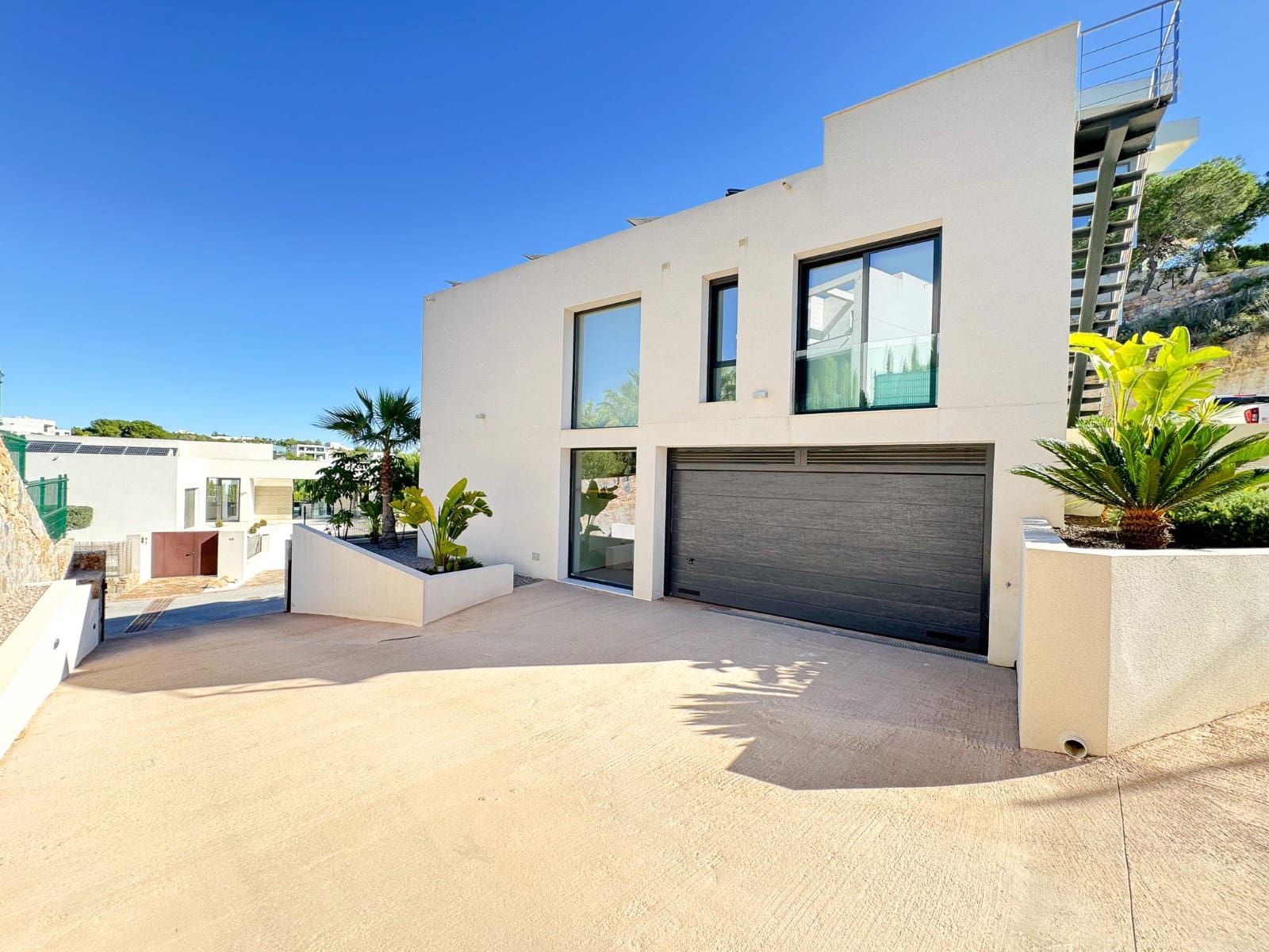 5 quarto Moradia para venda em Las Colinas Golf com piscina - 2 500 000 € (Ref: 9393273)