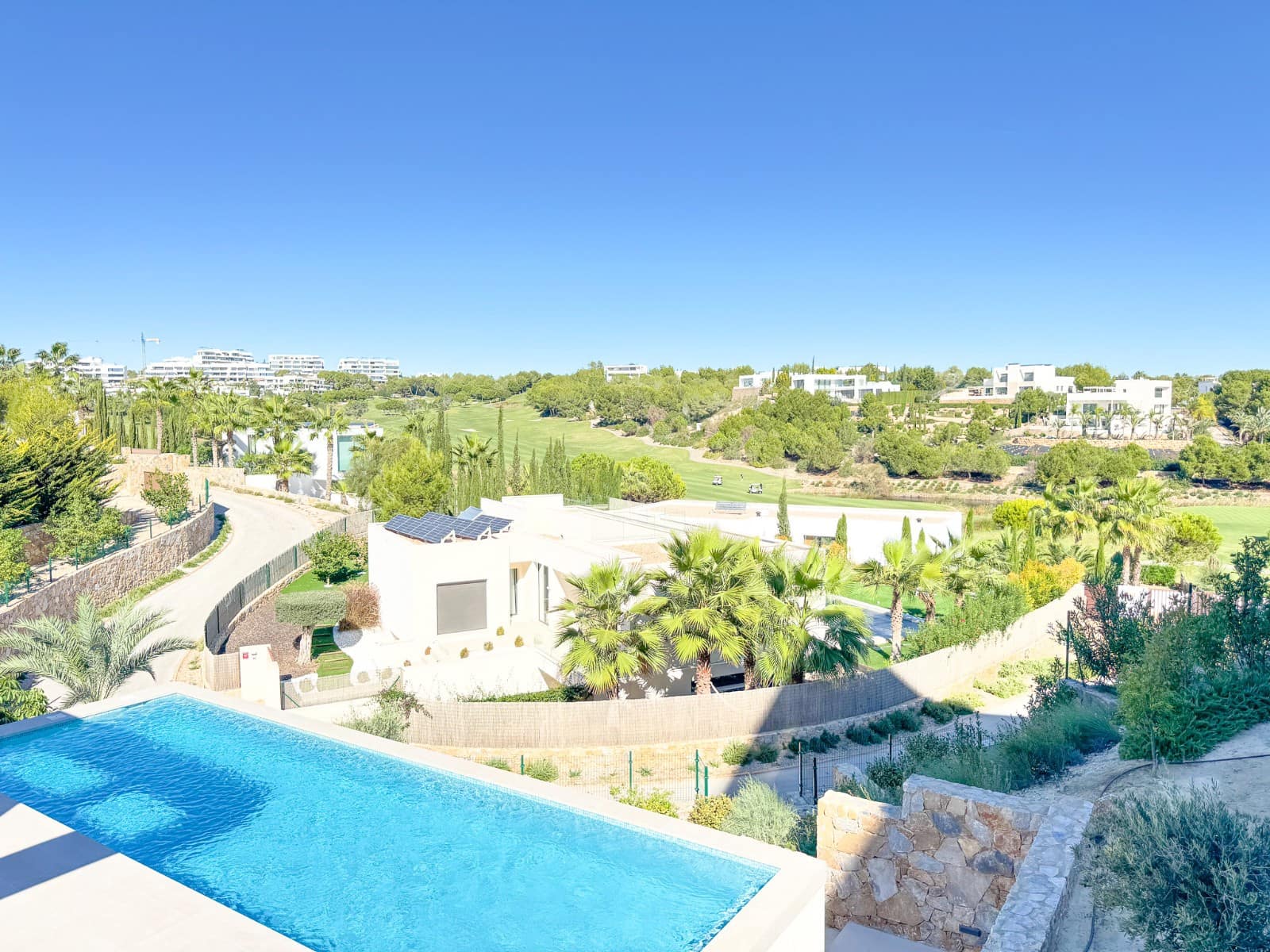 5 quarto Moradia para venda em Las Colinas Golf com piscina - 2 500 000 € (Ref: 9393273)