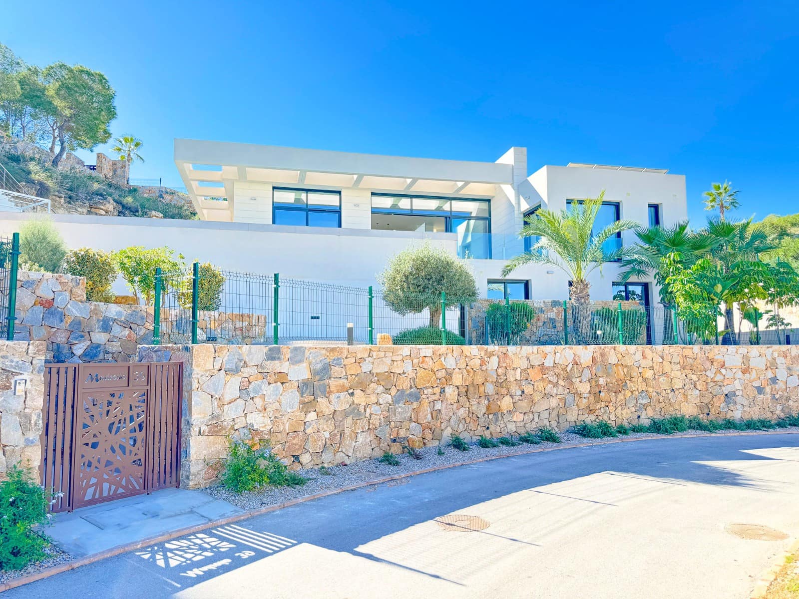 5 quarto Moradia para venda em Las Colinas Golf com piscina - 2 500 000 € (Ref: 9393273)