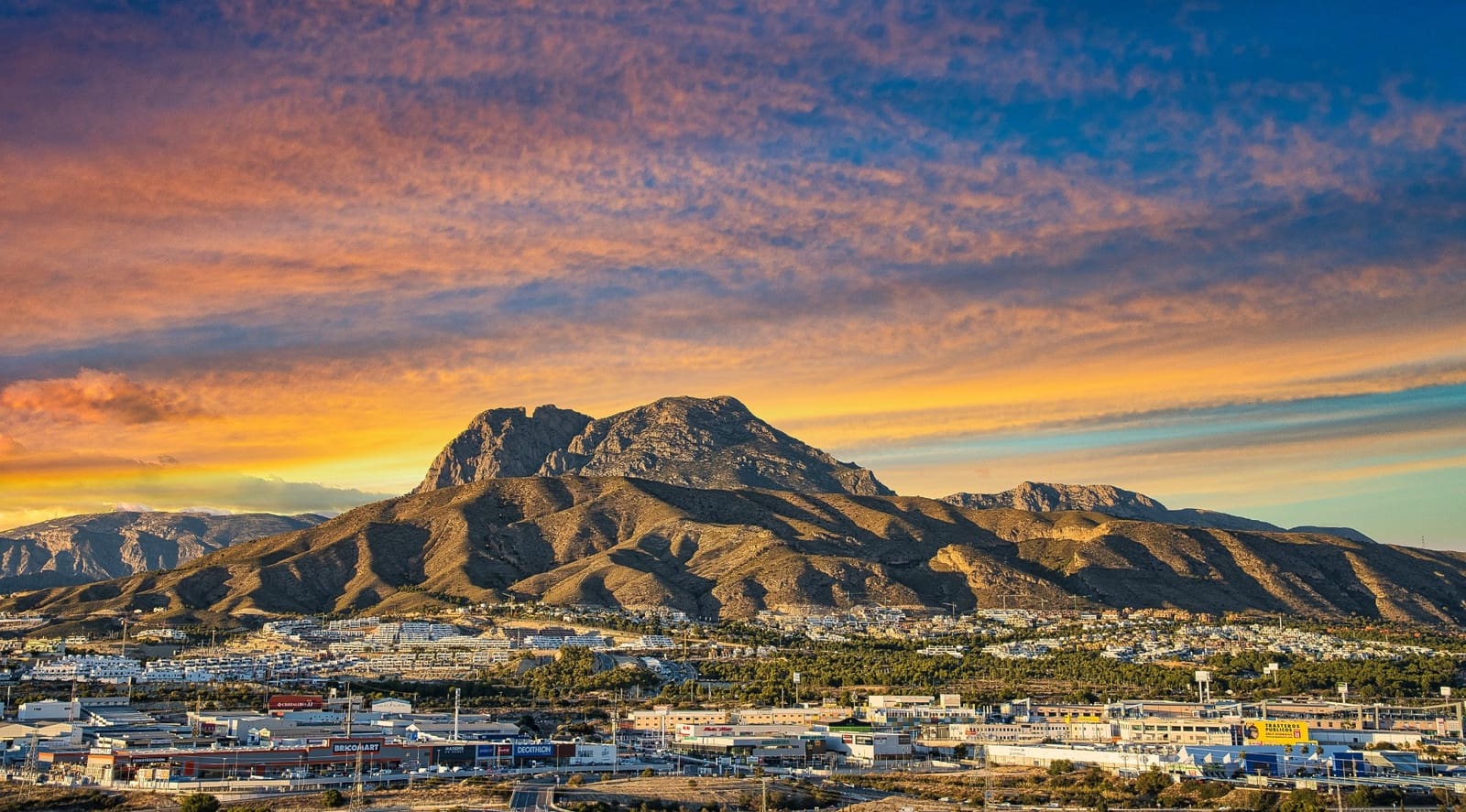 3 sypialnia Dom na sprzedaż w Finestrat z basenem - 425 000 € (Ref: 9404657)