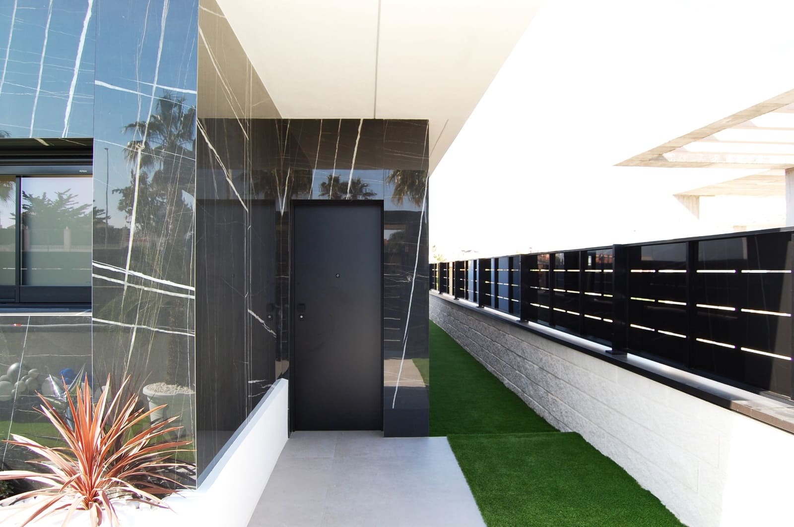 3 bedroom Villa for sale in Algorfa with pool - € 670,000 (Ref: 9432539)