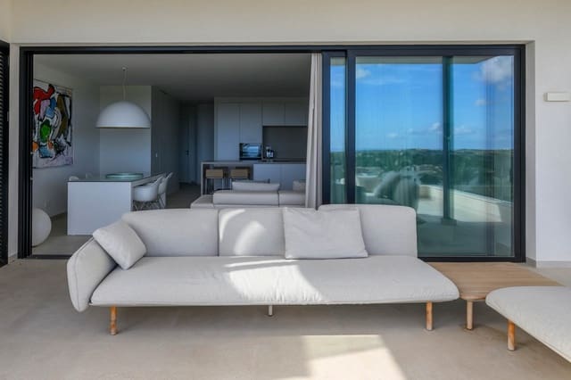 Apartamento de 3 habitaciones en Las Colinas Golf, Orihuela en venta con piscina - 645.000 € (Ref: 9450666)