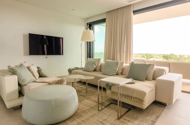 Apartamento de 3 habitaciones en Las Colinas Golf, Orihuela en venta con piscina - 645.000 € (Ref: 9450666)