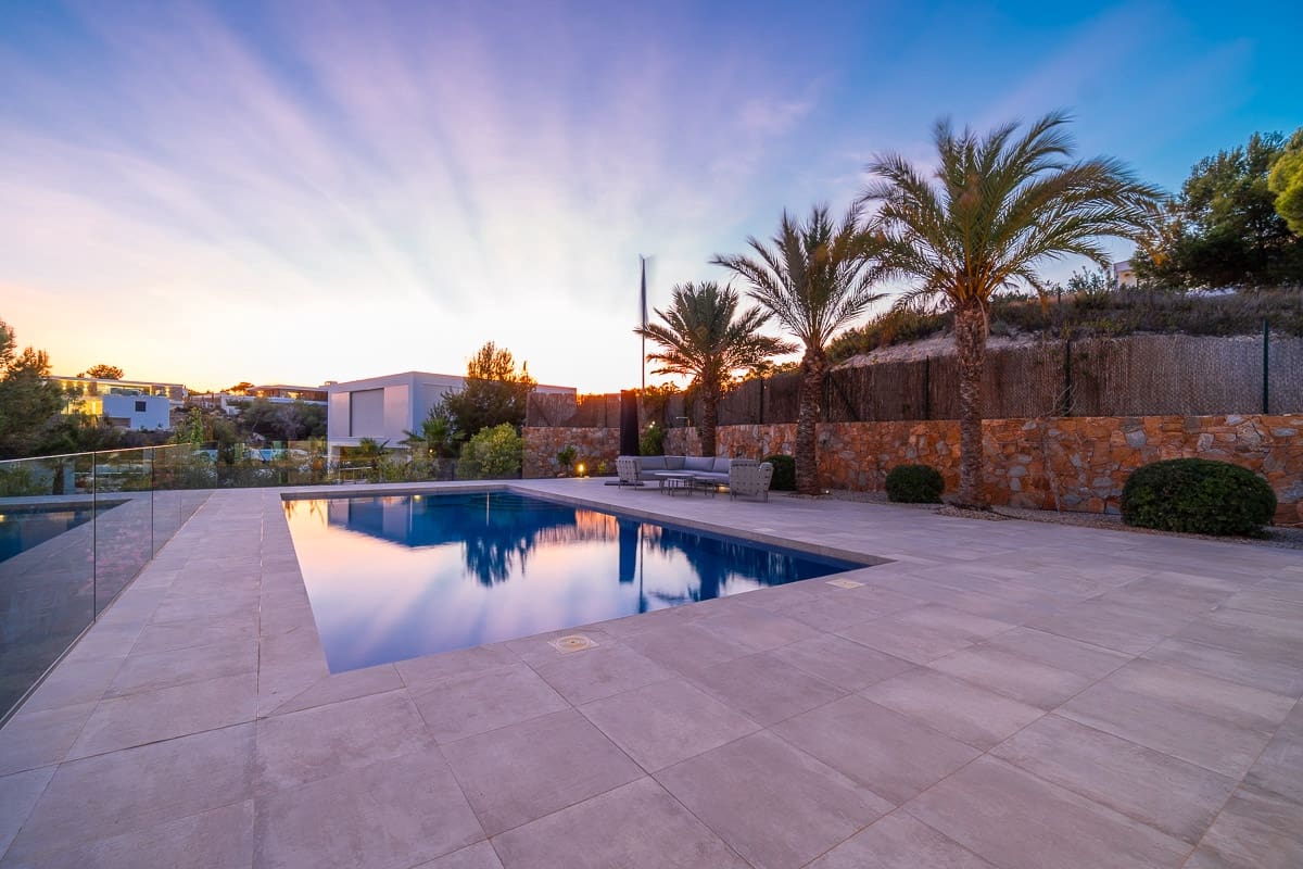 5 slaapkamer Villa te koop in Las Colinas Golf met zwembad - € 2.700.000 (Ref: 9450667)