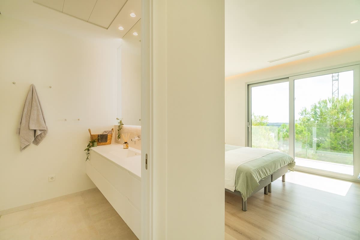 5 slaapkamer Villa te koop in Las Colinas Golf met zwembad - € 2.700.000 (Ref: 9450667)