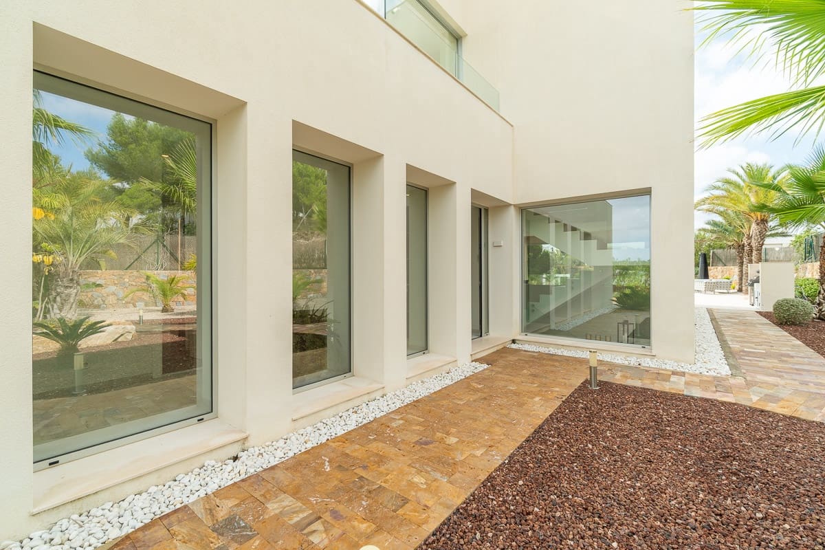 5 slaapkamer Villa te koop in Las Colinas Golf met zwembad - € 2.700.000 (Ref: 9450667)