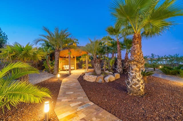 5 slaapkamer Villa te koop in Las Colinas Golf, Orihuela met zwembad - € 2.700.000 (Ref: 9450667)