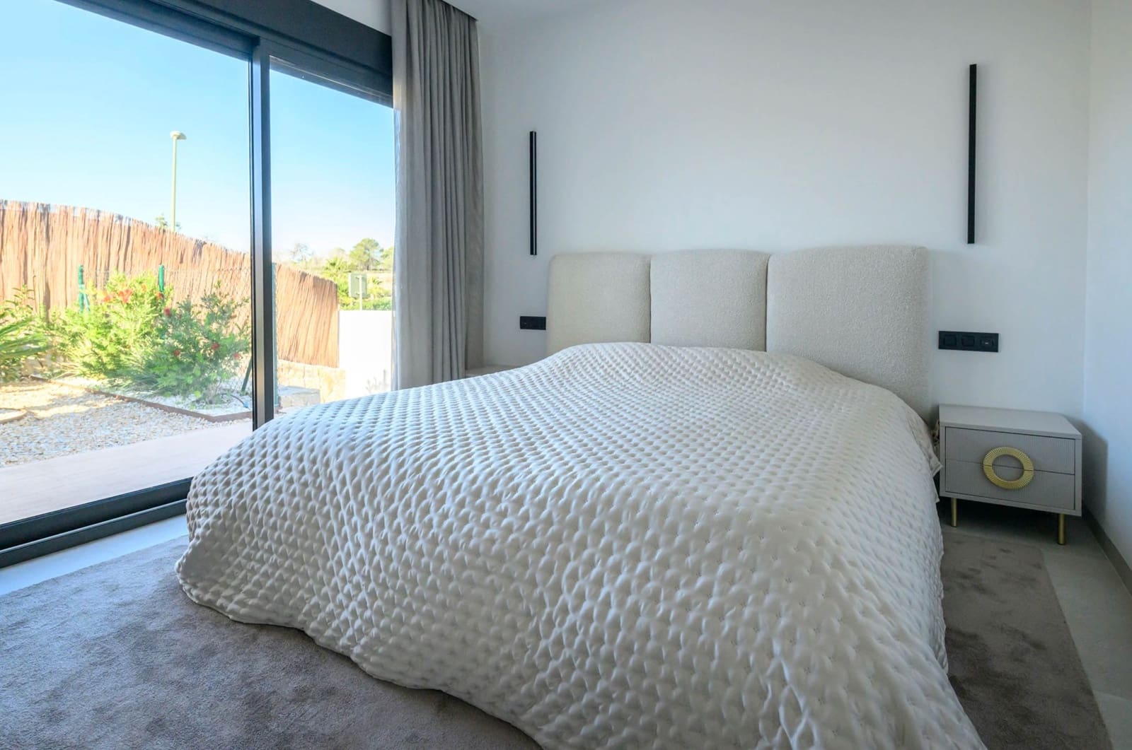 3 bedroom Villa for sale in Las Colinas Golf with pool - € 1,030,000 (Ref: 9450668)