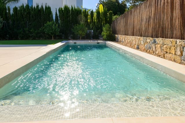 3 Zimmer Villa zu verkaufen in Las Colinas Golf, Orihuela mit Pool - 1.030.000 € (Ref: 9450668)