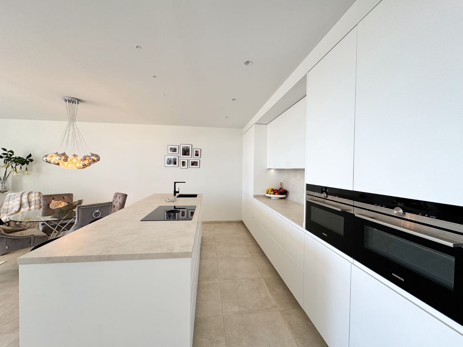 3 bedroom Apartment for sale in Las Colinas Golf with pool - € 585,000 (Ref: 9512027)