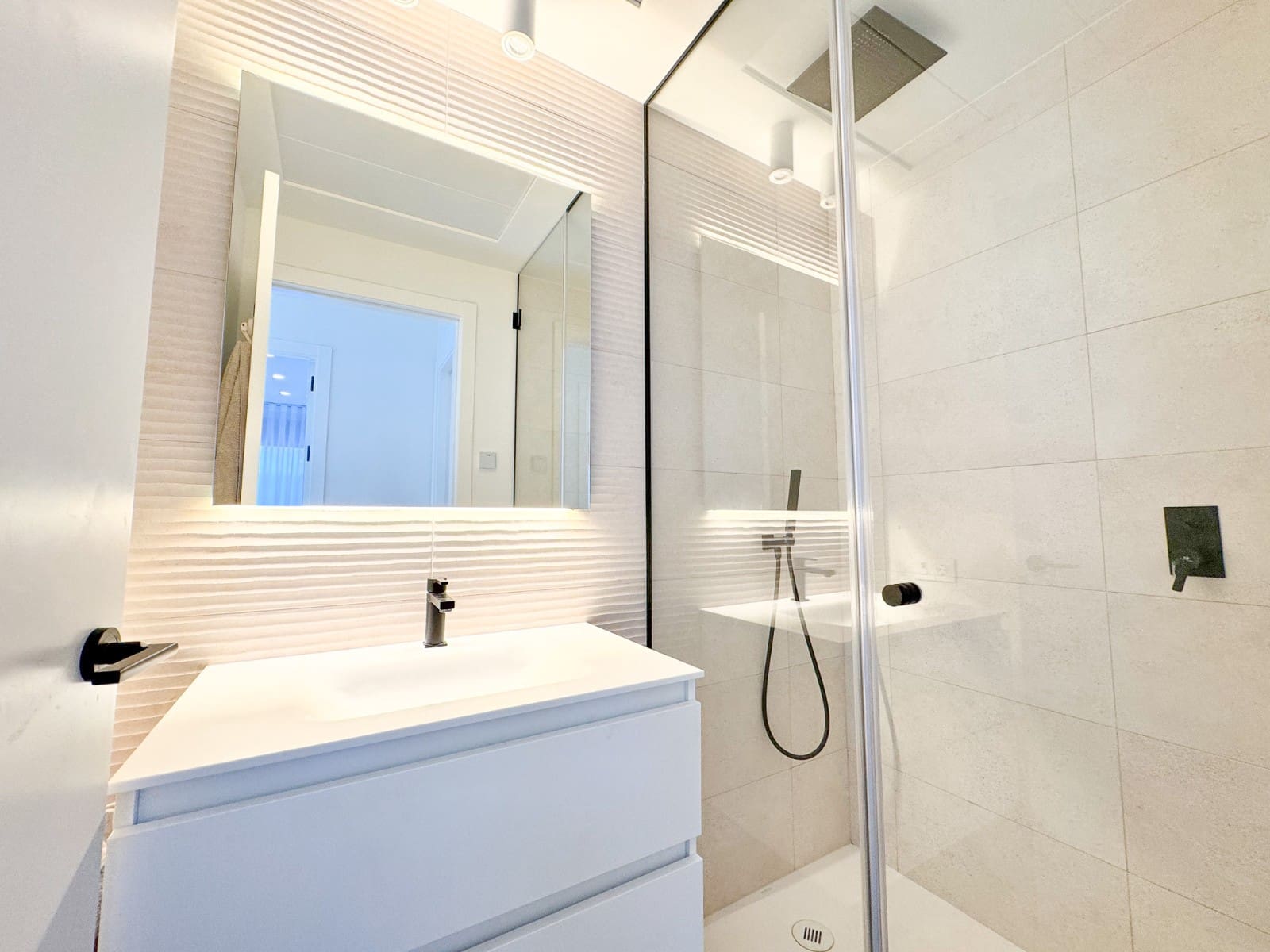 3 bedroom Apartment for sale in Las Colinas Golf with pool - € 585,000 (Ref: 9512027)